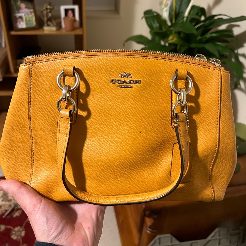 Like new coach purse